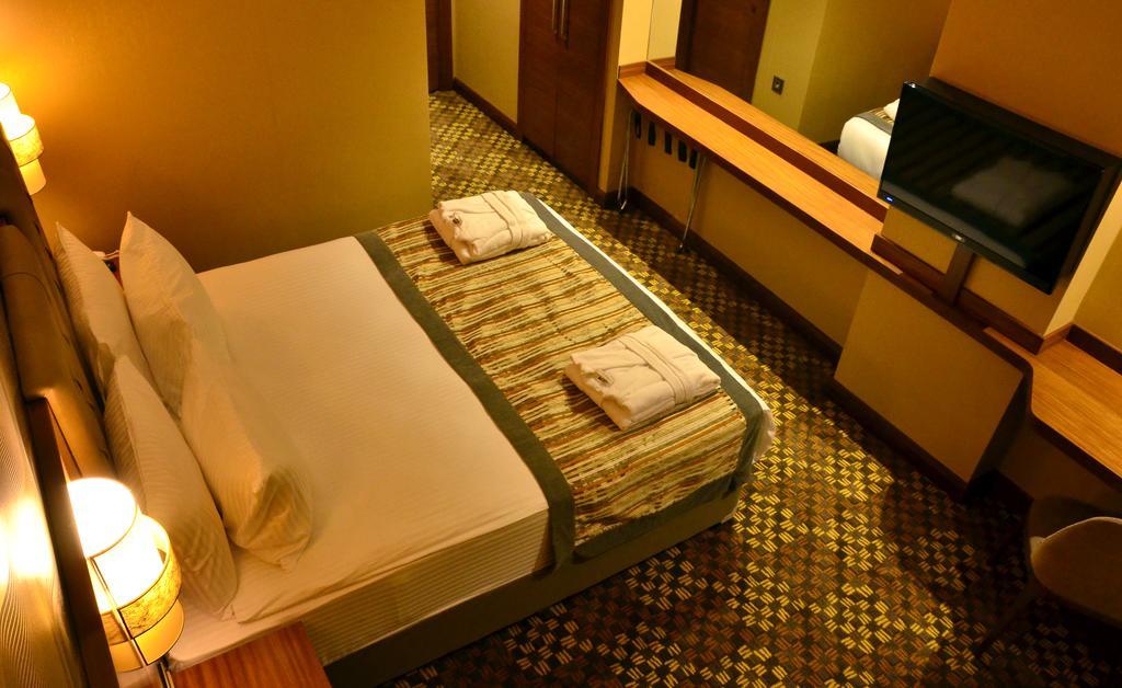Adranos Hotel Бурса Екстер'єр фото